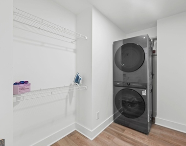346 Peters Street Sw - Photo Thumbnail 16