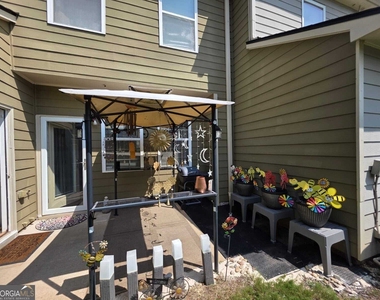 1722 Bayrose Circle - Photo Thumbnail 2