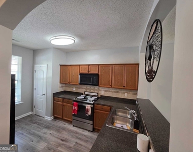 1722 Bayrose Circle - Photo Thumbnail 9