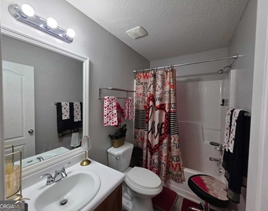 1722 Bayrose Circle - Photo Thumbnail 17