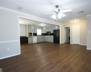 3720 Sunny Hill Drive - Photo Thumbnail 12