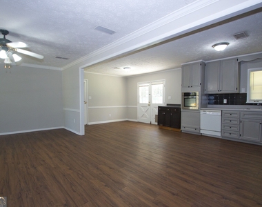3720 Sunny Hill Drive - Photo Thumbnail 10