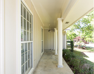 3720 Sunny Hill Drive - Photo Thumbnail 16