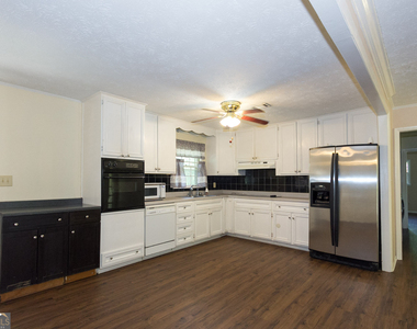 3720 Sunny Hill Drive - Photo Thumbnail 5