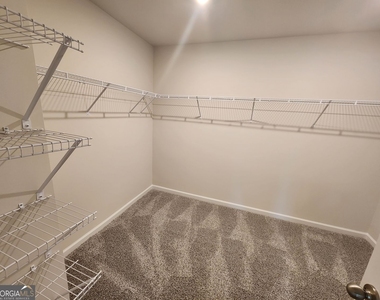 1050 Sunny Lake Drive - Photo Thumbnail 31