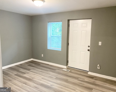 1891 Tremont Drive Nw - Photo Thumbnail 11