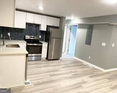 1891 Tremont Drive Nw - Photo Thumbnail 2