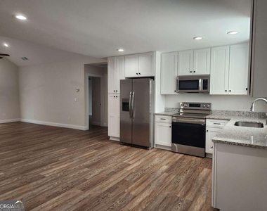 2465 Oak Grove Road - Photo Thumbnail 2