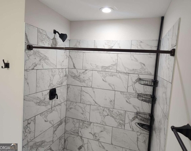 2465 Oak Grove Road - Photo Thumbnail 6