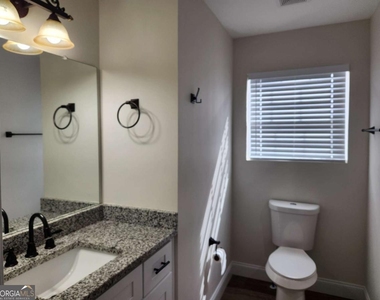 2465 Oak Grove Road - Photo Thumbnail 10