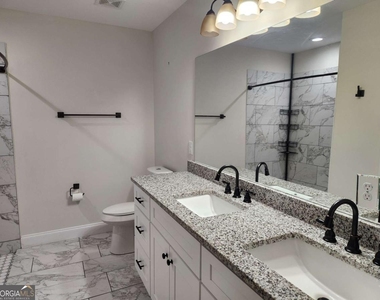 2465 Oak Grove Road - Photo Thumbnail 5