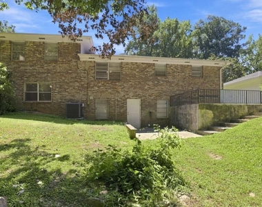 2909 Briarwood Boulevard - Photo Thumbnail 14