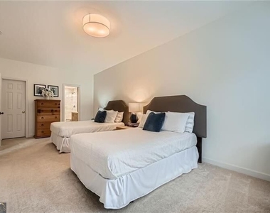 4669 Ivygate Circle Se - Photo Thumbnail 25