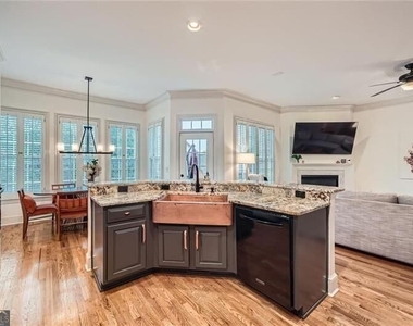 4669 Ivygate Circle Se - Photo Thumbnail 5