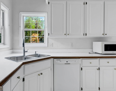 1722 Brandon Lee Way Sw - Photo Thumbnail 11