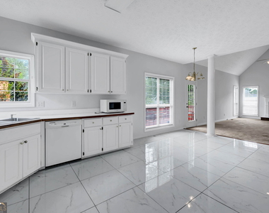 1722 Brandon Lee Way Sw - Photo Thumbnail 10
