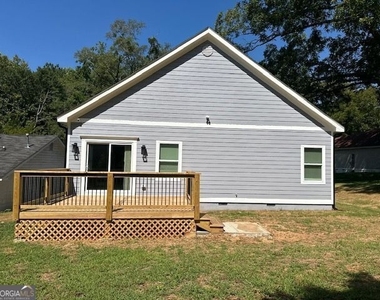 222 Taylor Circle - Photo Thumbnail 14