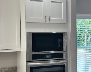 222 Taylor Circle - Photo Thumbnail 6