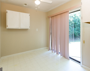 2007 Walden Park Drive - Photo Thumbnail 11