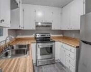 5200 Forsyth Road - Photo Thumbnail 4