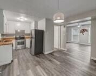 5200 Forsyth Road - Photo Thumbnail 5
