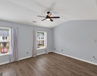 585 Mcwilliams Road Se - Photo Thumbnail 18