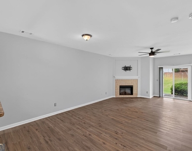 585 Mcwilliams Road Se - Photo Thumbnail 10