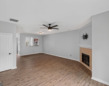585 Mcwilliams Road Se - Photo Thumbnail 15