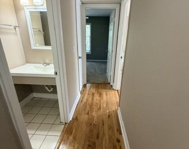 3097 Colonial Way - Photo Thumbnail 8