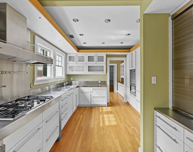 60 26th Street Nw - Photo Thumbnail 6
