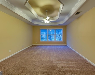 1429 Oglethorpe Drive - Photo Thumbnail 4