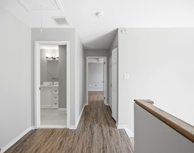 81 Village Cir - Photo Thumbnail 26