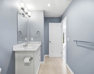 81 Village Cir - Photo Thumbnail 37