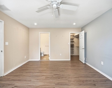 81 Village Cir - Photo Thumbnail 39