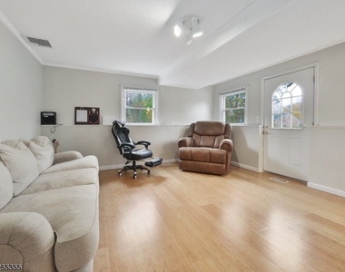 69 Intervale Rd - Photo Thumbnail 18
