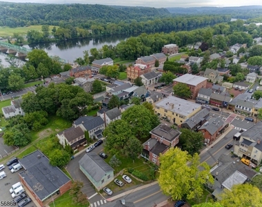 8 Trenton Ave - Photo Thumbnail 6