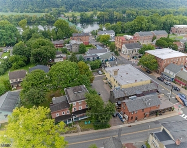 8 Trenton Ave - Photo Thumbnail 8