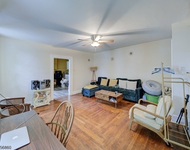 8 Trenton Ave - Photo Thumbnail 19