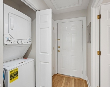 53 Broadway - Photo Thumbnail 18