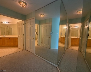 117 Crown Ct - Photo Thumbnail 11