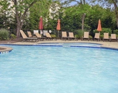 117 Crown Ct - Photo Thumbnail 18