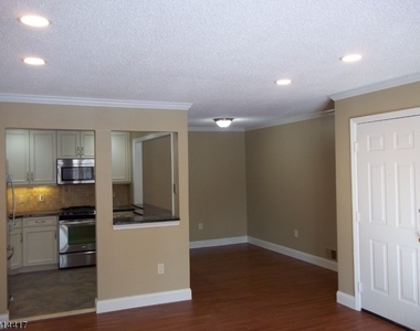 4014 Crawford Ct - Photo Thumbnail 3
