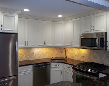 4014 Crawford Ct - Photo Thumbnail 5