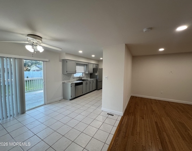 32 Carver Street - Photo Thumbnail 6