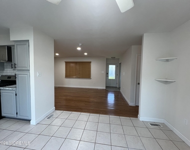 32 Carver Street - Photo Thumbnail 3