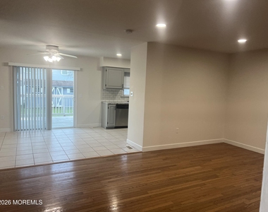 32 Carver Street - Photo Thumbnail 4