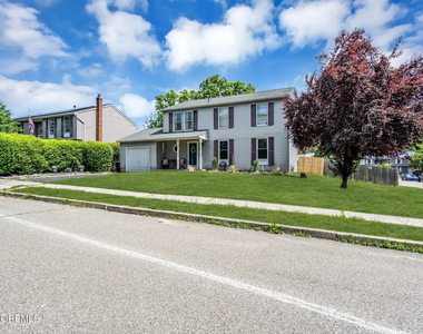 22 Compass Lane - Photo Thumbnail 1