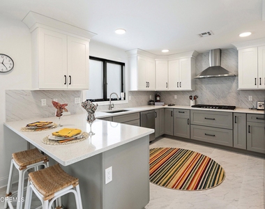 1011 W Central Avenue - Photo Thumbnail 18