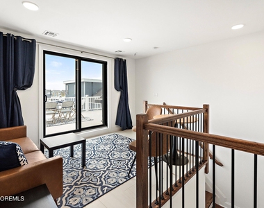 1011 W Central Avenue - Photo Thumbnail 36