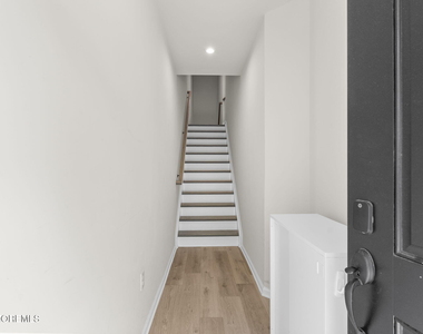 1502 Arose Lane - Photo Thumbnail 38